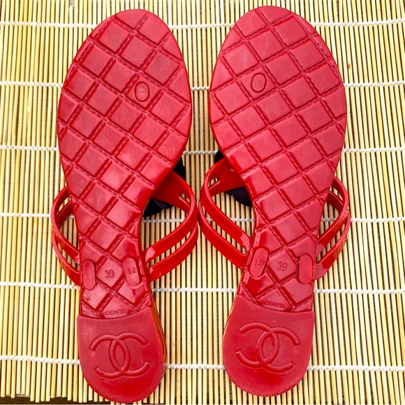 Chanel, Red and Black Rose Camelia Sandals - Picture 6 of 10